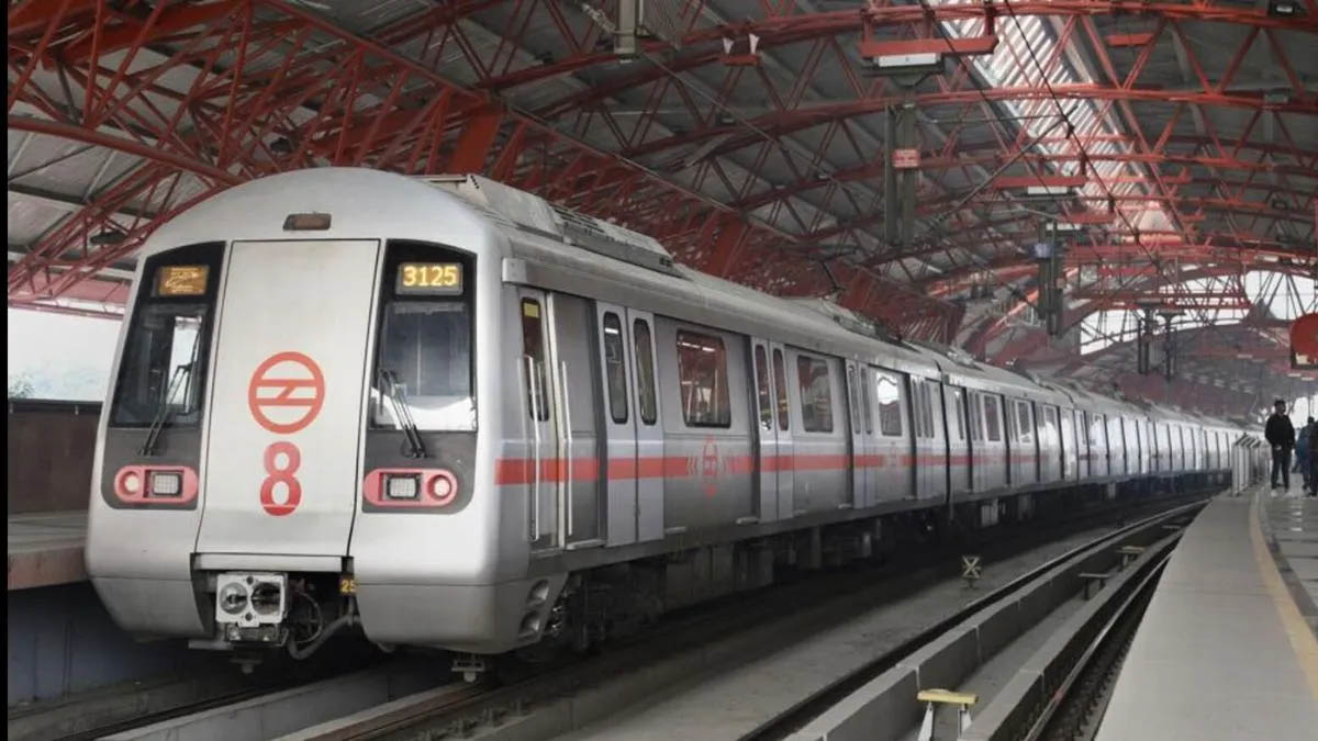 दिल्ली मेट्रो में सफर करने वाले ध्यान दें! न्यू ईयर के लिए DMRC ने जारी की एडवायजरी