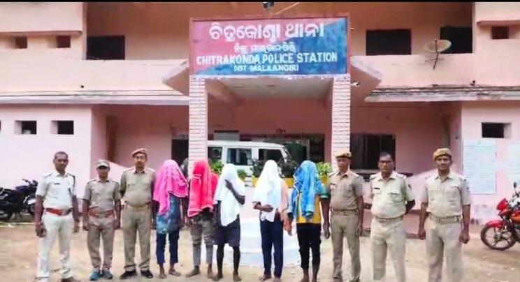 ये पांच खुद को बताते थे नक्सली, पुलिस को मिली बंदूक और माओवादी पत्र … लेकिन पूछताछ में हुआ होश उड़ाने वाला खुलासा