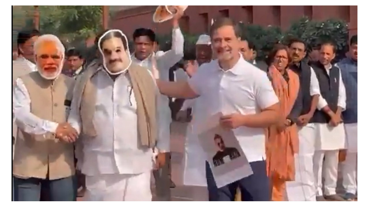 ‘यू-ट्यूबर’ बने राहुल गांधी, पीएम मोदी और अडाणी के मुखौटे पहने सांसदों से पूछा सवाल-जवाब, कहा- आपकी पार्टनरशिप कब से चल रही…