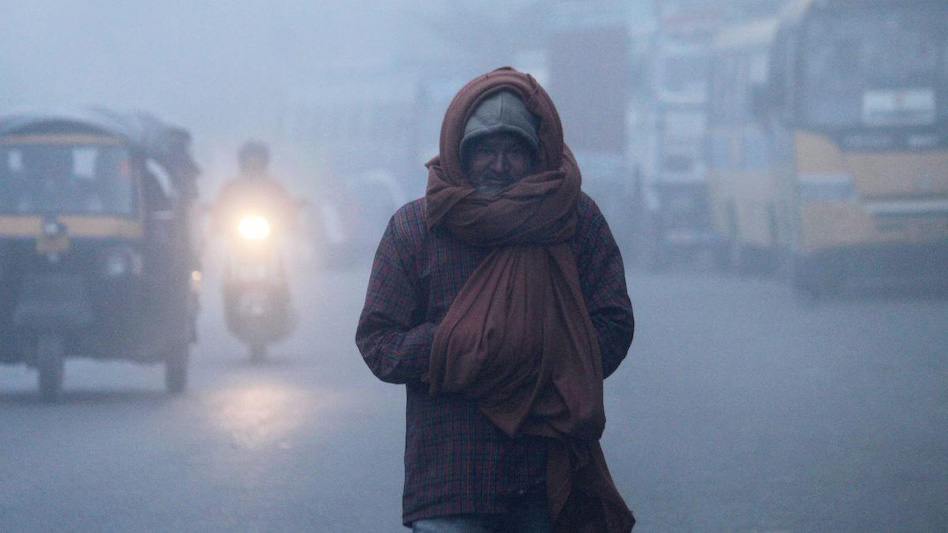 Delhi Weather: दिल्ली में 4 दिनों के अंदर कंपकंपाती ठंड देगी दस्तक, तापमान में भारी गिरावट का अनुमान