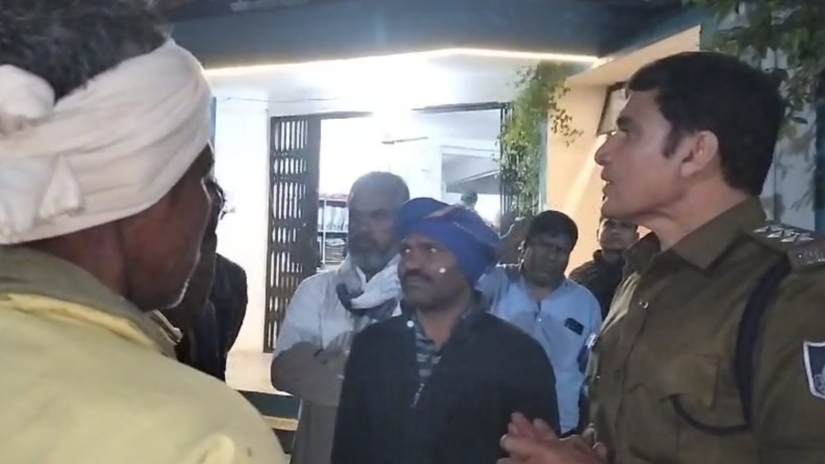 पुलिस हिरासत में युवक की मौत, परिजनों ने लगाए हत्या के आरोप, थाने में जमकर किया हंगामा  