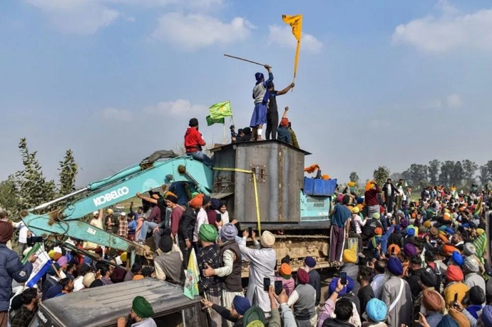 Farmer Protest: शंभू बॉर्डर से दोपहर 1 बजे दिल्ली के किए कूच करेंगे किसान, हरियाणा-दिल्ली बॉर्डर पर सुरक्षा कड़ी