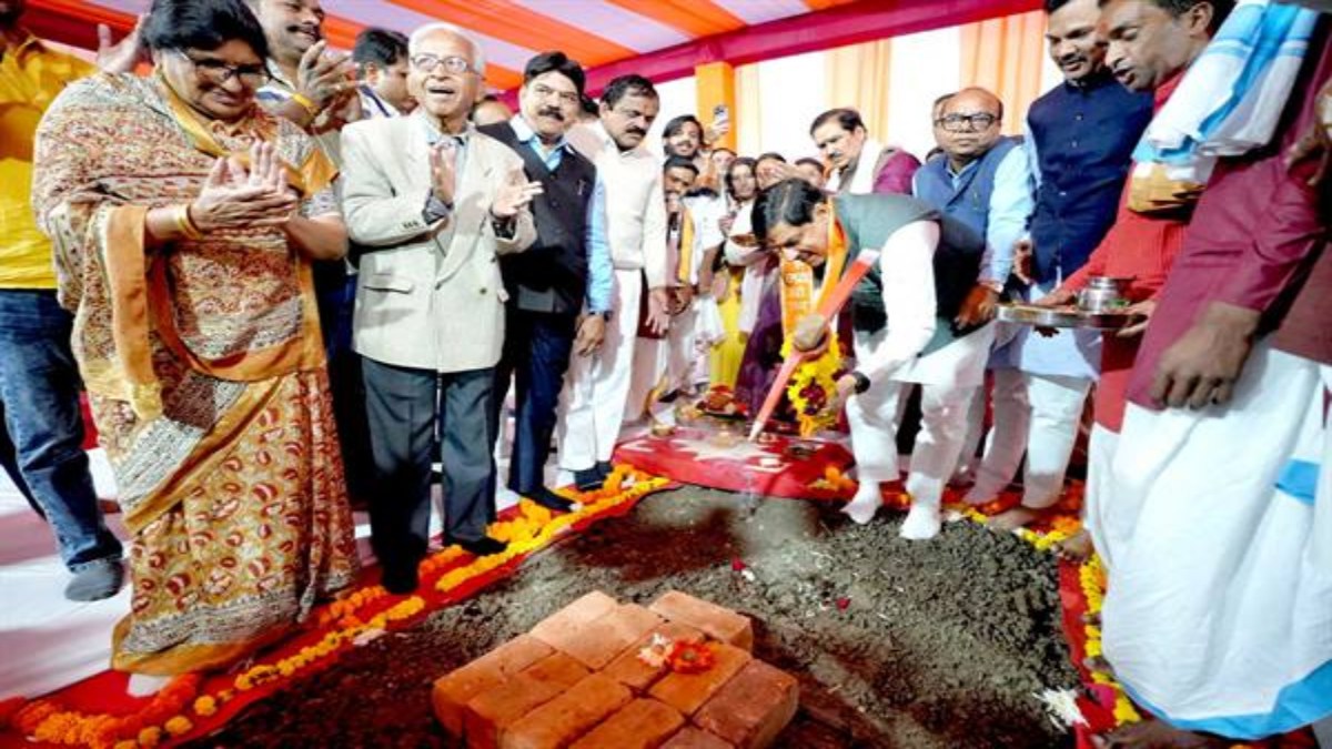 डिजिटल भविष्य की ओर ऐतिहासिक कदम: CM डॉ मोहन ने उज्जैन में आईटी पार्क का किया भूमिपूजन, कही ये बड़ी बात 