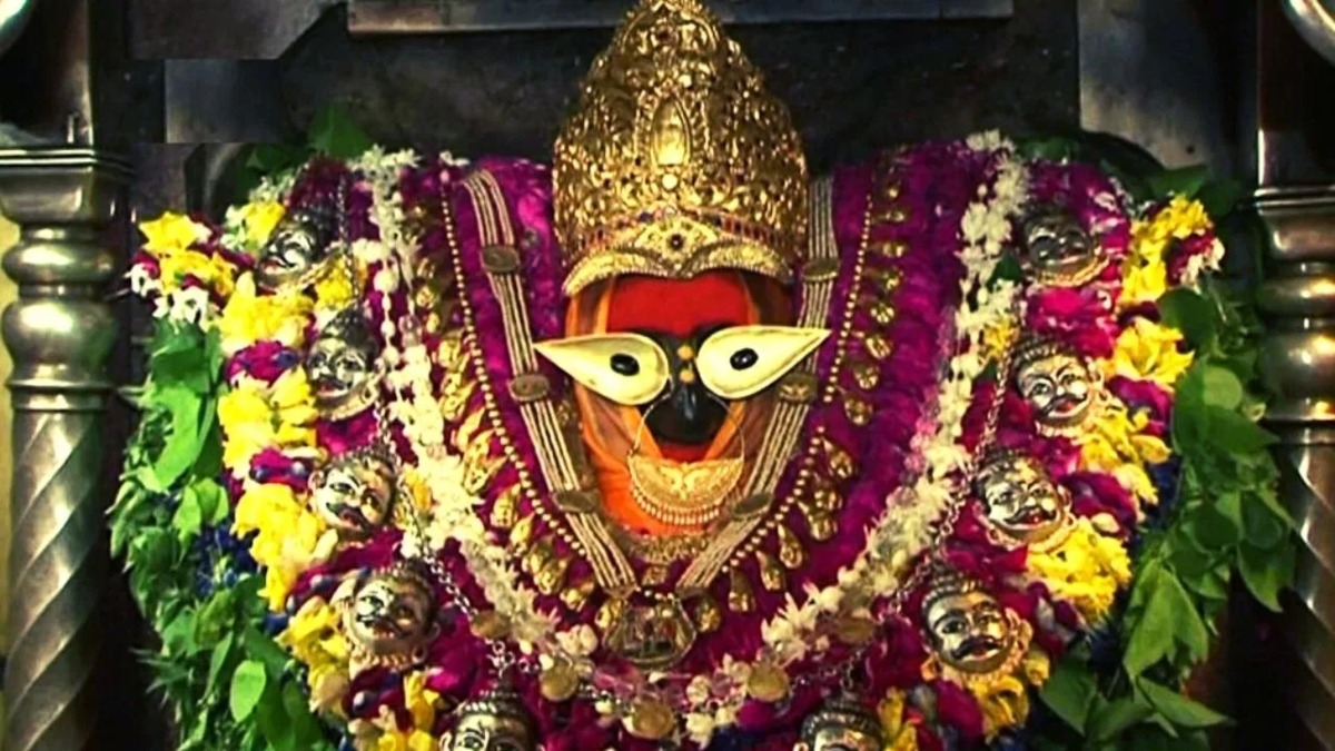 प्रशासन ने लिया ऐसा फैसला, मां विंध्यवासिनी देवी धाम जाने वाले श्रद्धालुओं को लगेगा झटका, जानिए पूरा मामला