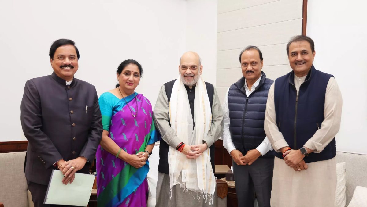महायुति में दरार! अजित पवार गुट ने वित्त मंत्रालय पर ठोका दावा, बीजेपी को अल्टीमेटम देते हुए कहा- अगर यह नहीं मिला तो सरकार का कोई मतलब नहीं…’- Maharashtra Cabinet Expansion