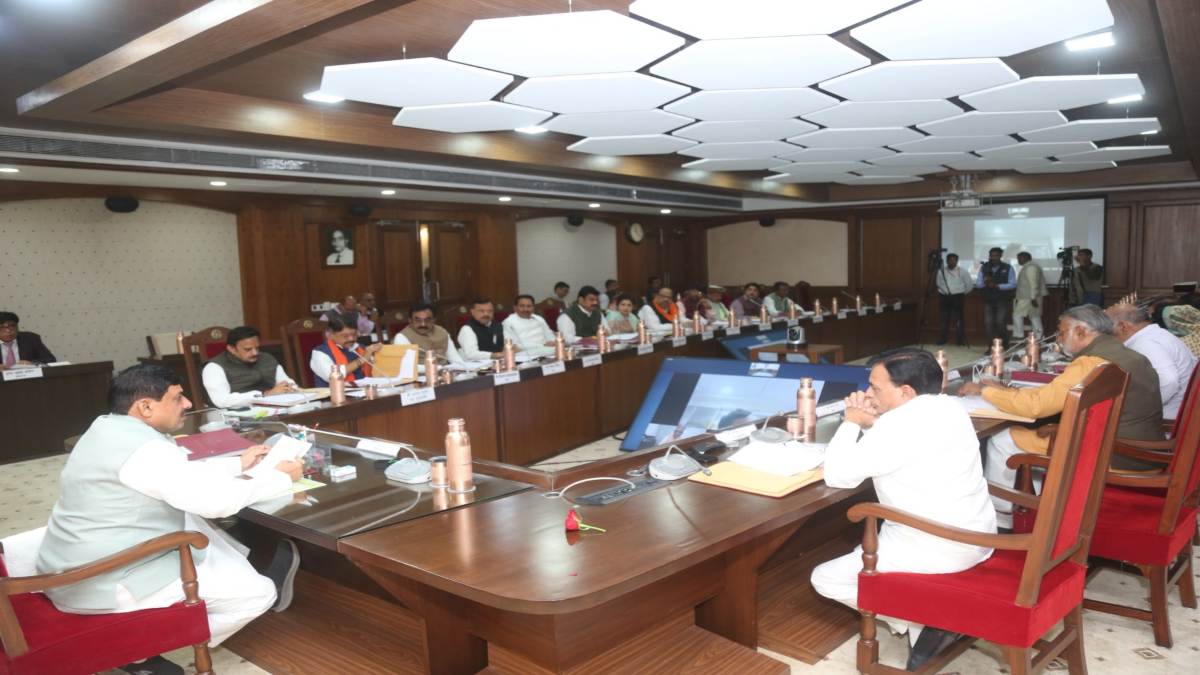 डॉ मोहन कैबिनेट की बैठक आज: द्वितीय अनुपूरक बजट पर होगी चर्चा, आ सकता है नई लोक परिवहन नीति का प्रस्ताव