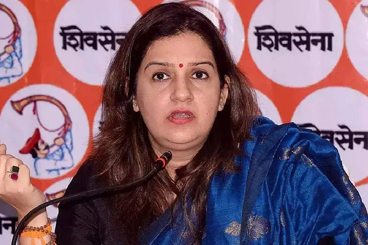 Priyanka Chaturvedi: ‘बारात है पर दूल्हा नहीं, कोई नाराज फूफा की तरह मुंह फुलाए हुए है….’, महाराष्ट्र में सरकार के सस्पेंस पर बोलीं प्रियंका चतुर्वेदी