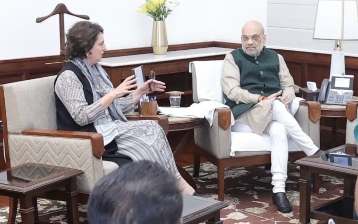 प्रियंका गांधी की अमित शाह से मुलाकात, बोलीं- वायनाड लैंडस्लाइड पीड़ितों के लिए PM ने कुछ नहीं किया, आप उनकी मदद करें- Priyanka Gandhi Meets Amit Shah