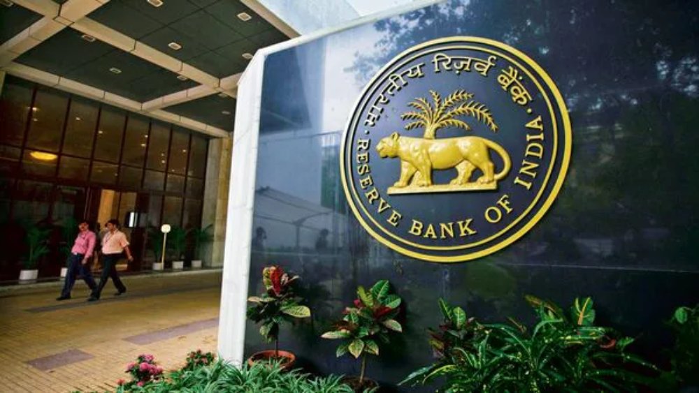 RBI बना दुनिया में नंबर वन, इन देशों को छोड़ा पीछे