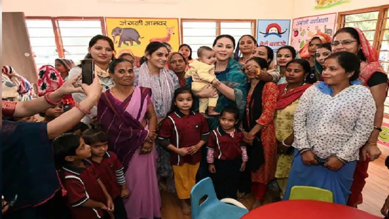 Rajasthan News: जयपुर में अचानक आंगनबाड़ी केंद्र पहुंची उपमुख्यमंत्री दिया कुमारी, अधिकारियों को दिए ये निर्देश