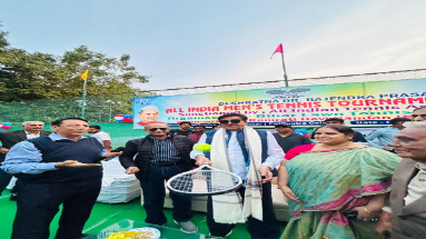 Bihar News: पटना में अखिल भारतीय देशरत्न डॉ. राजेंद्र प्रसाद मेमोरियल मेंस टेनिस टूर्नामेंट का हुआ भव्य उद्घाटन