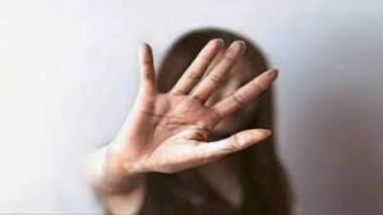 Bihar News: पटना में महिला कारोबारी को घर तक दौड़ाया, फिर कार में की…