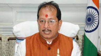 Bihar News: विजय कुमार सिन्हा ने तेजस्वी यादव पर कसा तंज, कहा- ‘ये लोग घड़ियाली आंसू बहाते हैं’