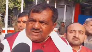 Bihar News: मंत्री कृष्ण नंदन पासवान ने तेजस्वी यादव पर कसा तंज, बोले- ‘अपने माता-पिता के किए गए काम को भी बताना चाहिए’