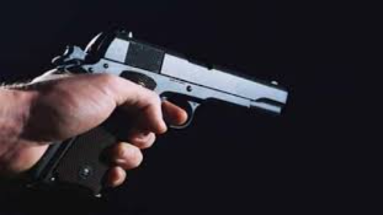 Bihar News: बेखौफ अपराधियों ने बाइक सवार को मारी गोली, बैग लेकर हुआ फरार