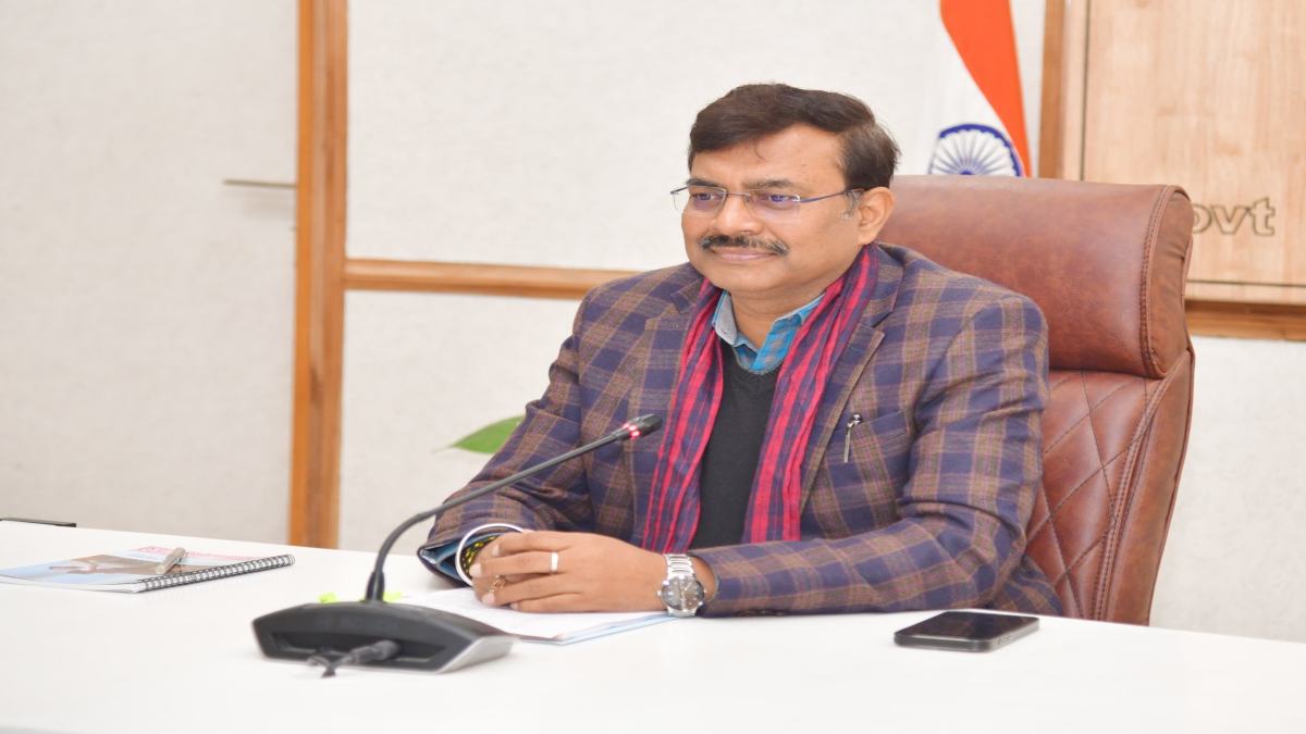 ‘सभी कार्यों को समय पर पूरा करें…’, अपर मुख्य सचिव ने अधिकारियों को दिए निर्देश, बोले- लापरवाही बर्दाश्त नहीं की जाएगी