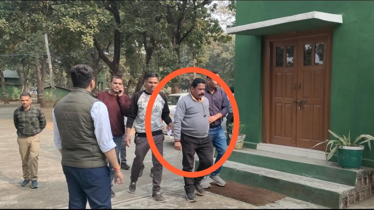 लोकायुक्त की बड़ी कार्रवाई: 10 हजार की रिश्वत लेते पंचायत सचिव धराया, बिल पास कराने के एवज में मांग रहा था घूस 