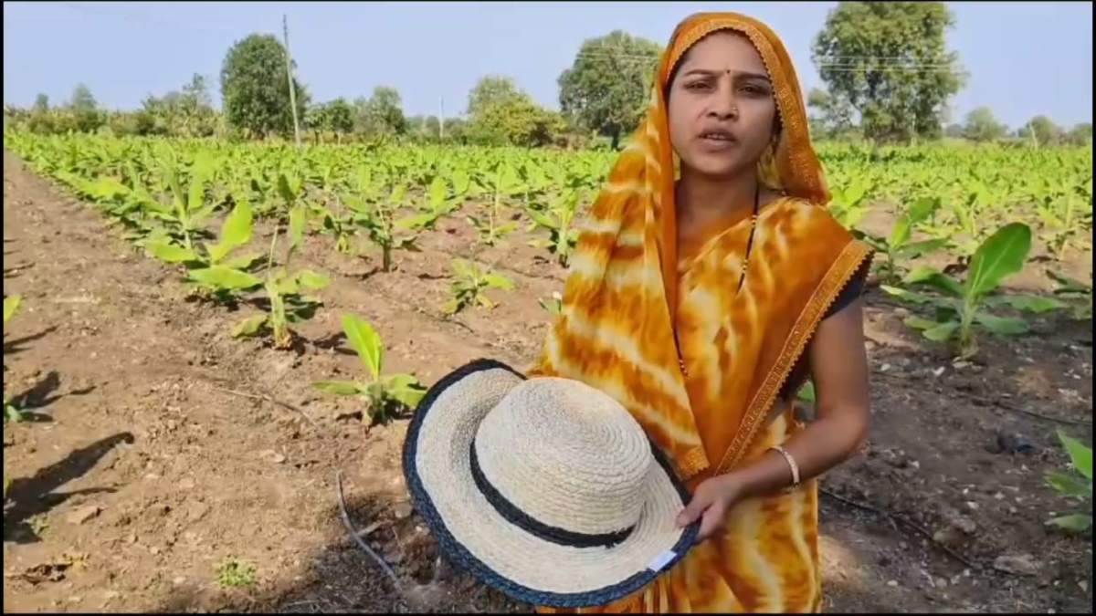 MP का लंदन में बोलबाला: ‘गोरी मैम’ को पसंद आई ‘केले के रेशों की टोपी’, 10 स्टाइलिश टोपियों का दिया आर्डर