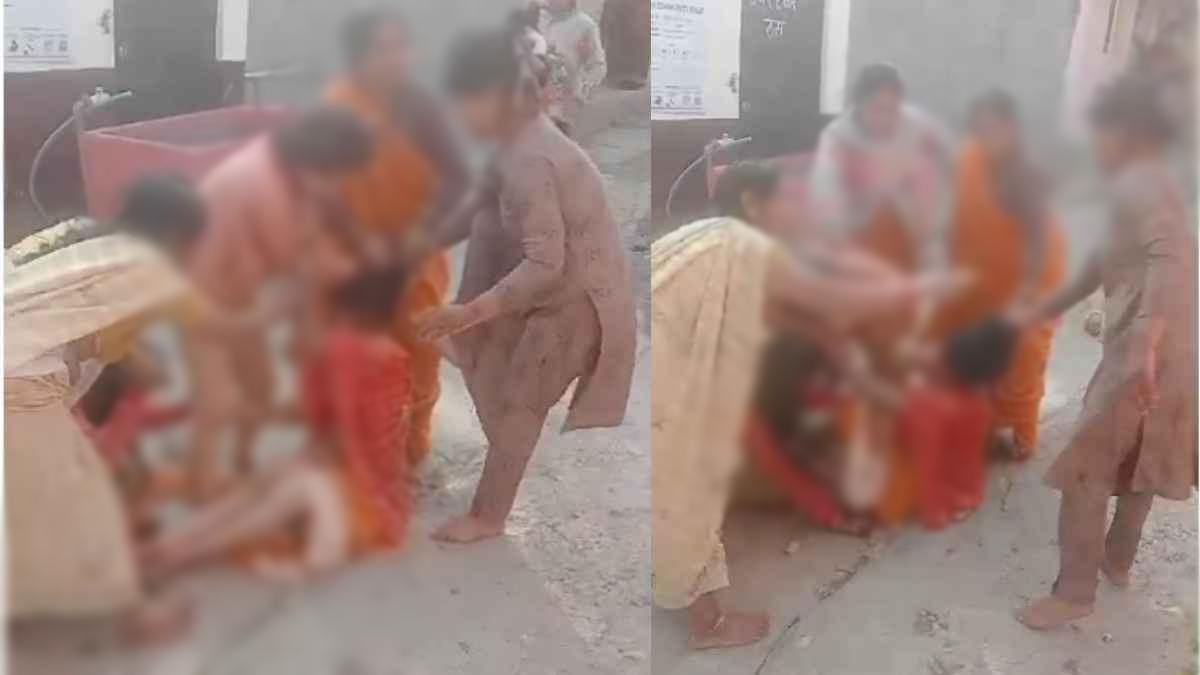 महिलाओं के बीच WWE का Video Viral : तू-तू, मैं-मैं के बाद हुई मारपीट, दे-दनादन चले लात-घूसे