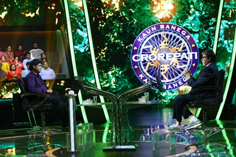KBC 16: अमिताभ ने बताया अभिषेक क्या पसंद है कानपुर का