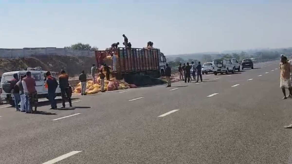 Jhabua News: फिल्मी स्टाइल में अवैध विदेशी शराब की तस्करी, देखकर पुलिस का चकराया सिर