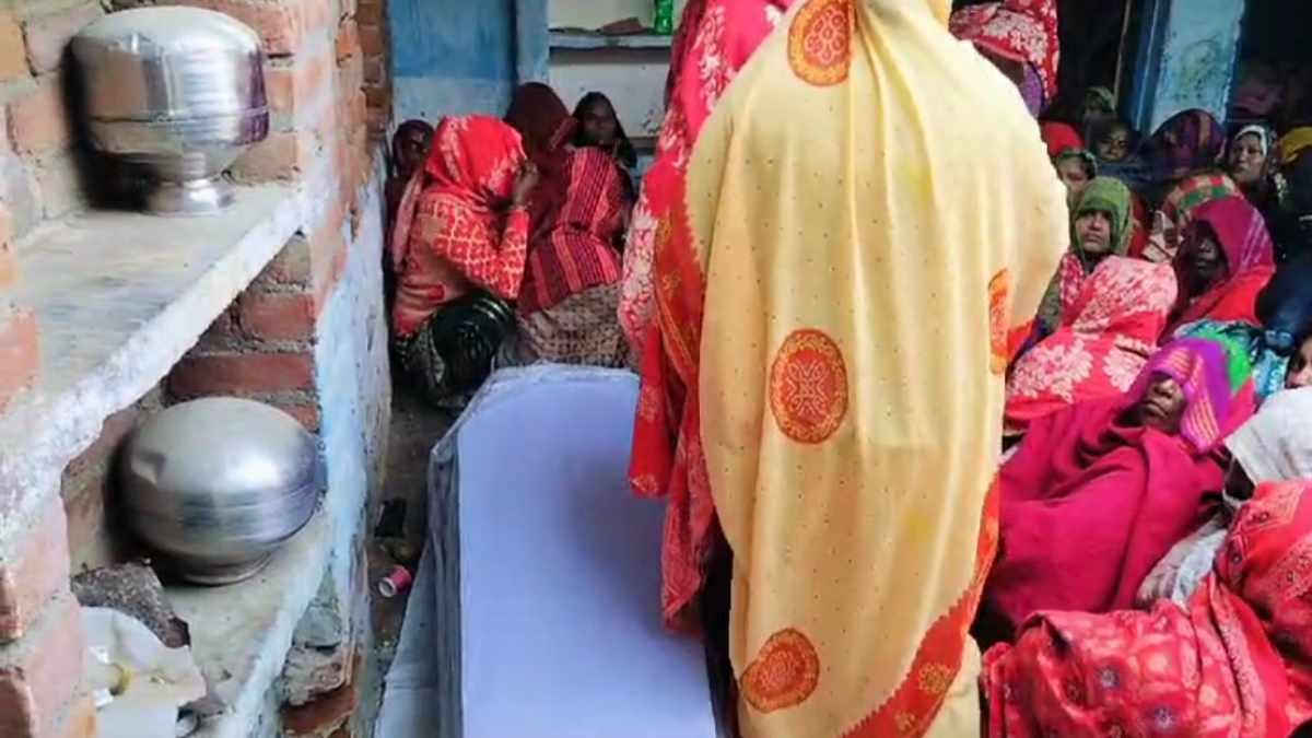 बहू के अंतिम संस्कार से पहले मायके पक्ष का हंगामा, पति पर लगाए हत्या के आरोप, फिर से पोस्टमार्टम कराने की गुहार