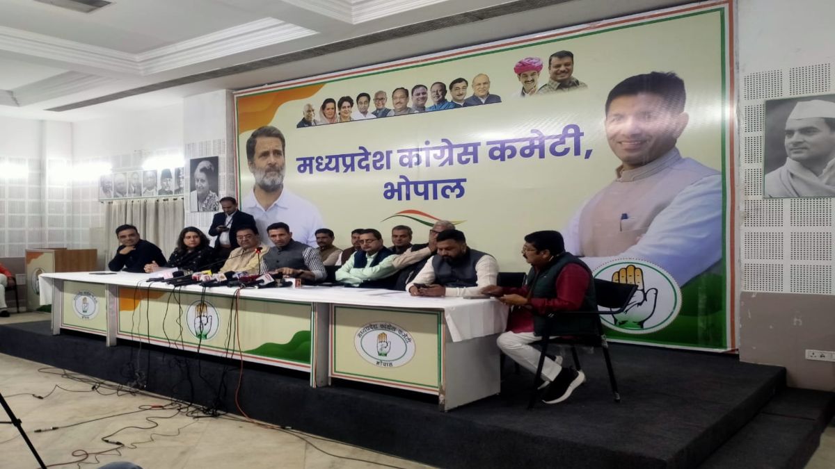 सरकार के एक साल पूरा होने पर कांग्रेस का निशानाः जीतू पटवारी बोले- कर्ज के नाम पर सरकार राजनीतिक अय्याशी कर रही, इससे नीचे का कोई शब्द नहीं, परिवहन विभाग मामले में CBI या न्यायिक जांच हो