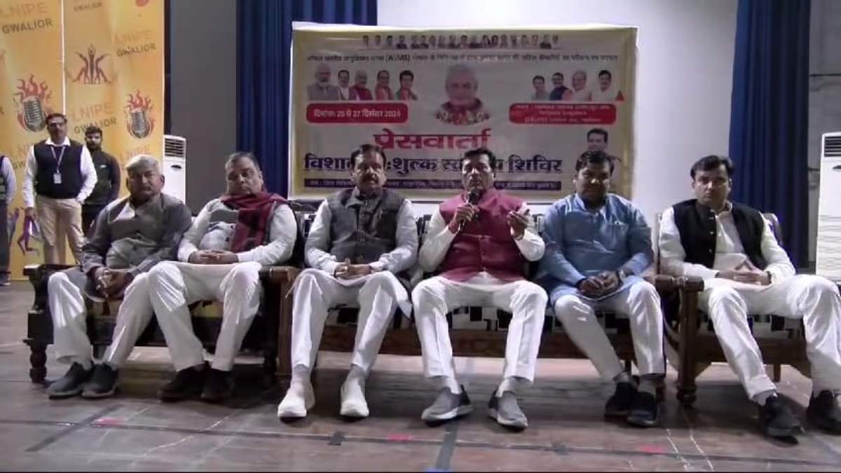 पूर्व प्रधानमंत्री के जन्मदिन पर LNIPE में लगाया जाएगा तीन दिवसीय हेल्थ कैंप, एम्स के 22 डॉक्टर देंगे निशुल्क सेवाएं