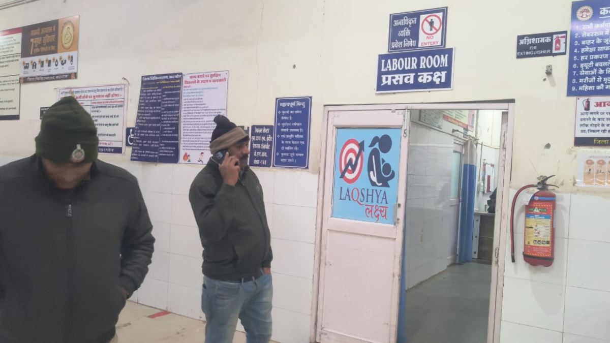 ‘कहने को बेहतर स्वास्थ्य सेवाएं’: देर रात मेडिकल जांच के लिए भटकती रही नाबालिग, महिला डॉक्टर नहीं होने का हवाला देकर इलाज से किया इनकार