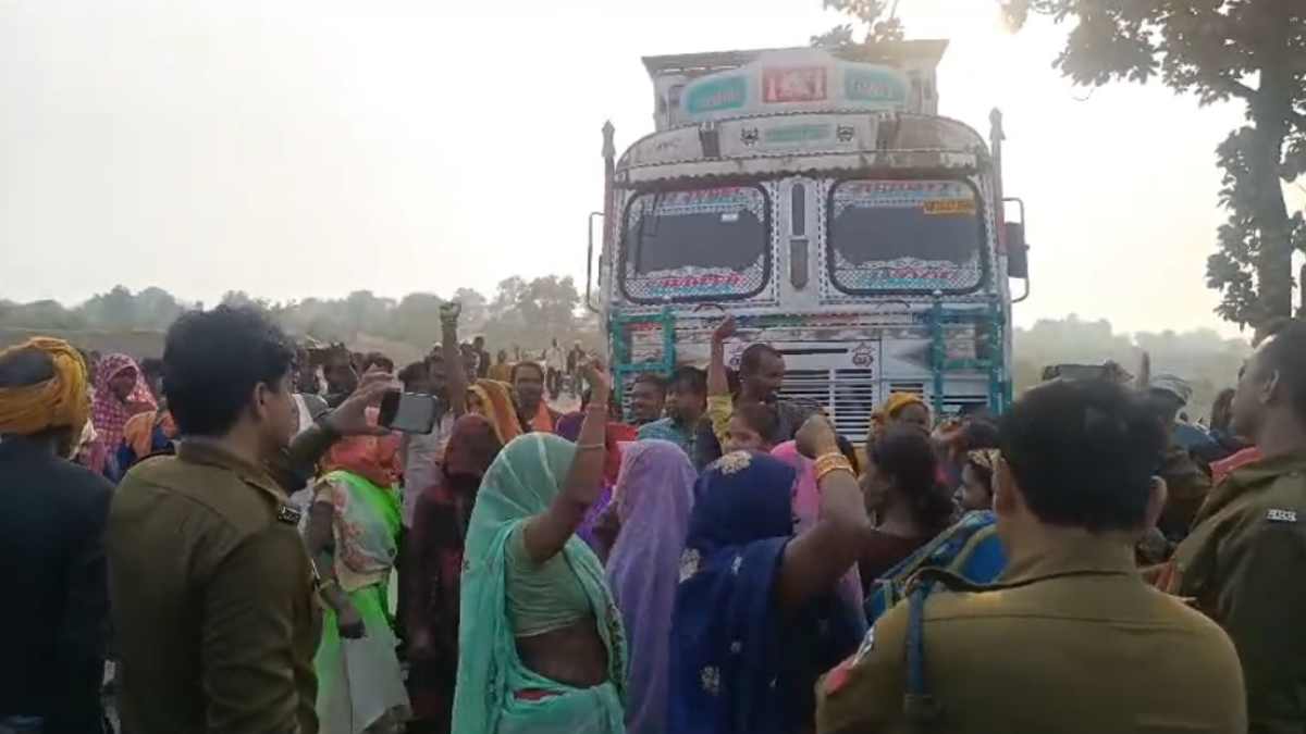 5 दिन से लापता युवक का कुंए में मिला शव, आक्रोशित परिजनों ने किया चक्काजाम, जताई हत्या की आशंका
