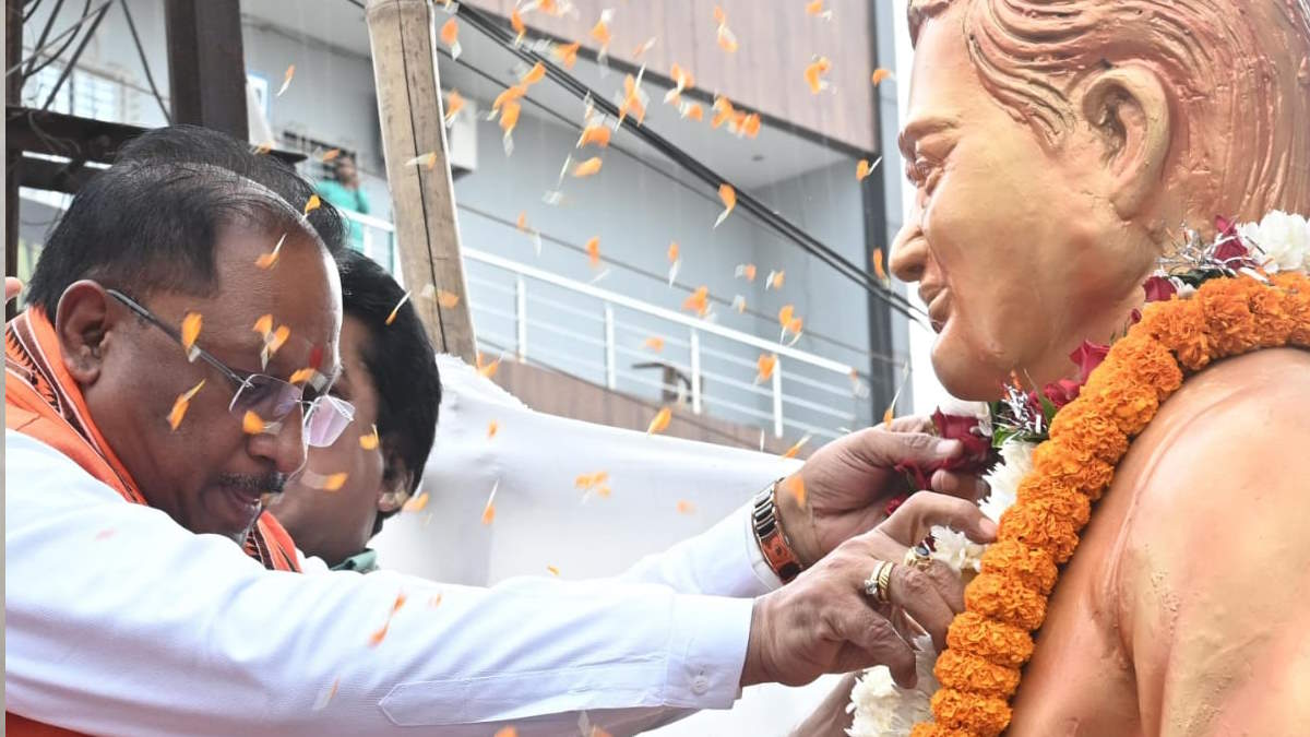 सुशासन दिवस : मुख्यमंत्री साय ने किया भारत रत्न अटल बिहारी का पुण्य स्मरण, कहा- हम सभी के प्रेरणा स्रोत