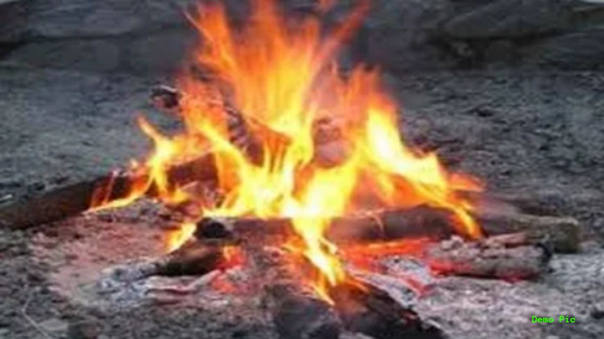 राजधानी में अलाव जलाने पर प्रतिबंध: कचरा, सूखी पत्तियां-लकड़ियां और टायर जलाने पर होगी कार्रवाई, इस नंबर पर कर सकते हैं शिकायत