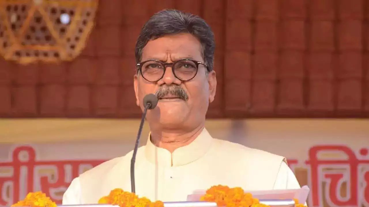 नेता प्रतिपक्ष महंत ने 2028 तक 10 लाख करोड़ की GDP के लक्ष्य को बताया ‘सपना’, सरकार की नीतियों पर उठाए सवाल