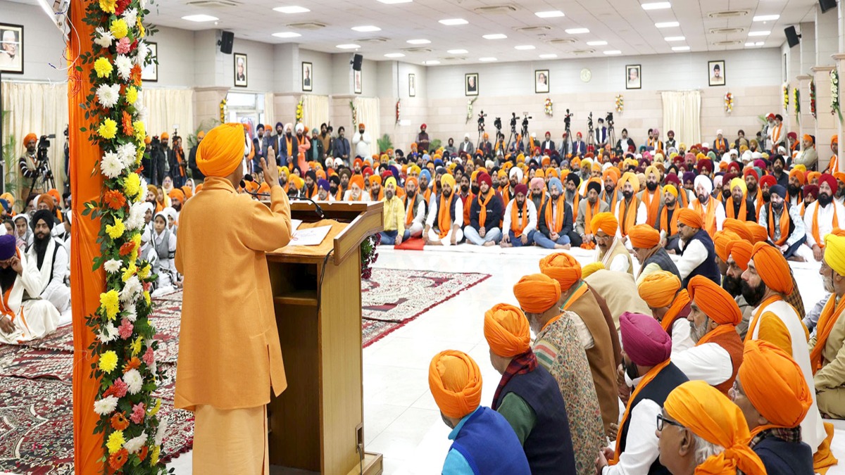 ‘हिंदू और सिख एक दूसरे के पूरक….’,वीर बाल दिवस पर CM योगी का बड़ा बयान, बोले- अपने शत्रु को पहचानें तभी हम बांग्लादेश होने से बच पाएंगे