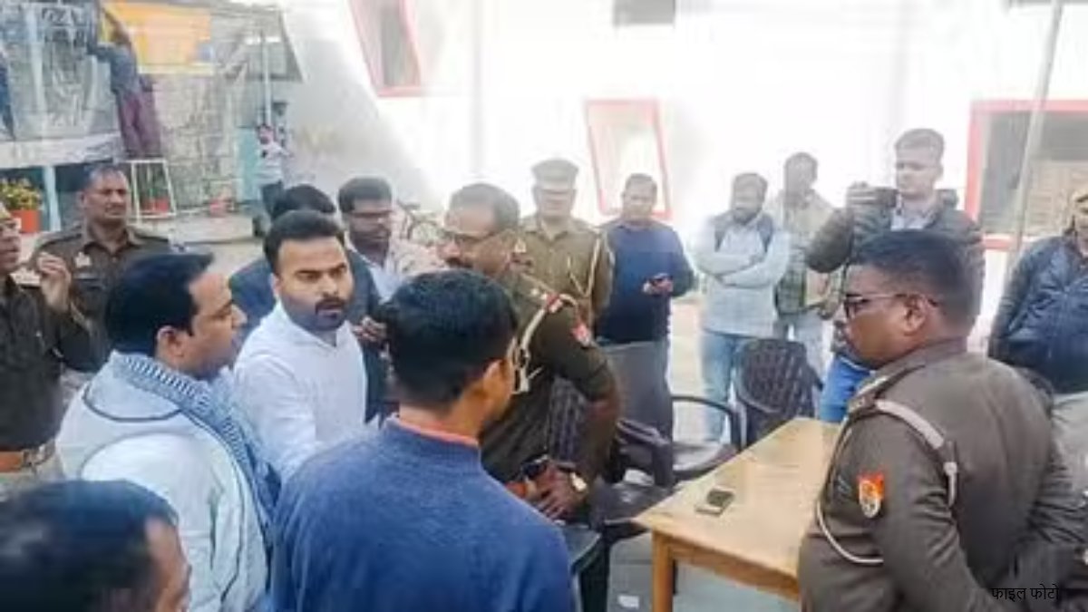चोरी ऊपर से सीनाजोरी! लेखपालों की गुंडई, ACB की टीम पर किया हमला, गाड़ी में की तोड़फोड़, शिकायतकर्ता को भी किया था लहूलुहान