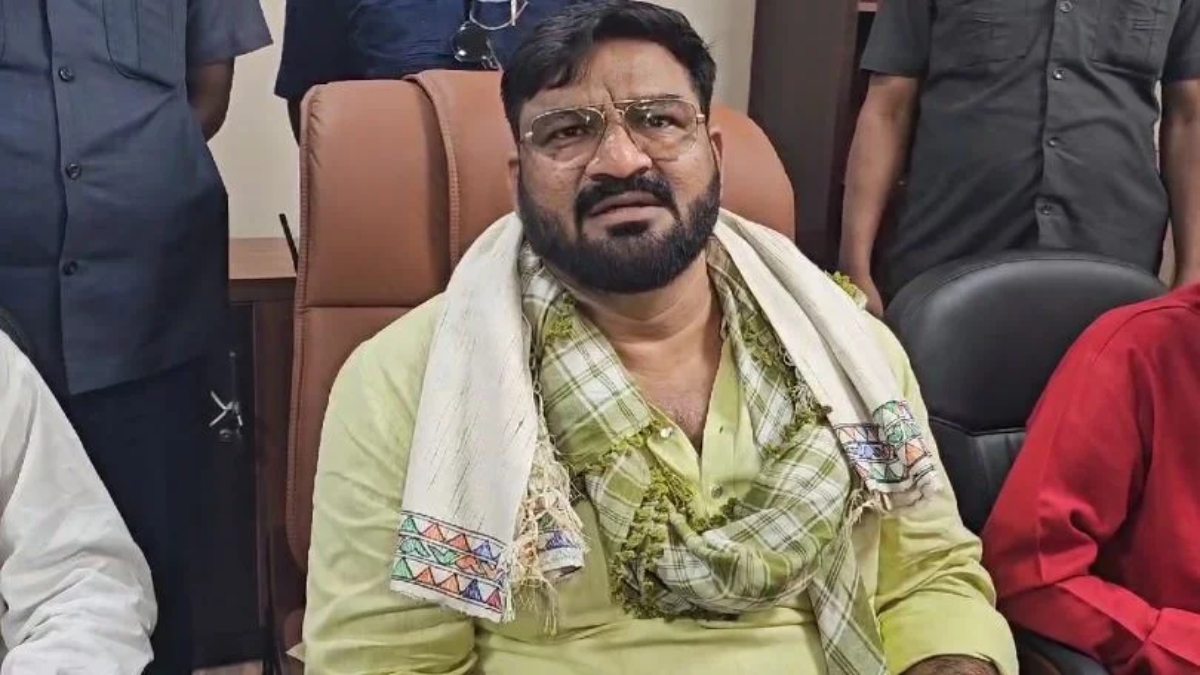 ‘जो किताब मेरे लिए उतारा गया है उसे पहले पढ़ाइए…’, मंत्री हफीजुल हसन बोले- हर मुस्लमानों को अरबी सीखनी चाहिए