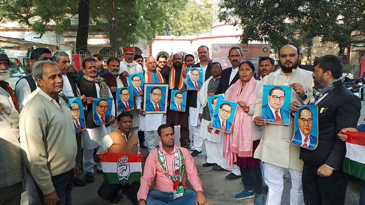 बाबा साहब अंबेडकर मामले को लेकर मुखर हुई कांग्रेस, राष्ट्रपति के नाम ज्ञापन सौंप की अमित शाह के इस्तीफे की मांग