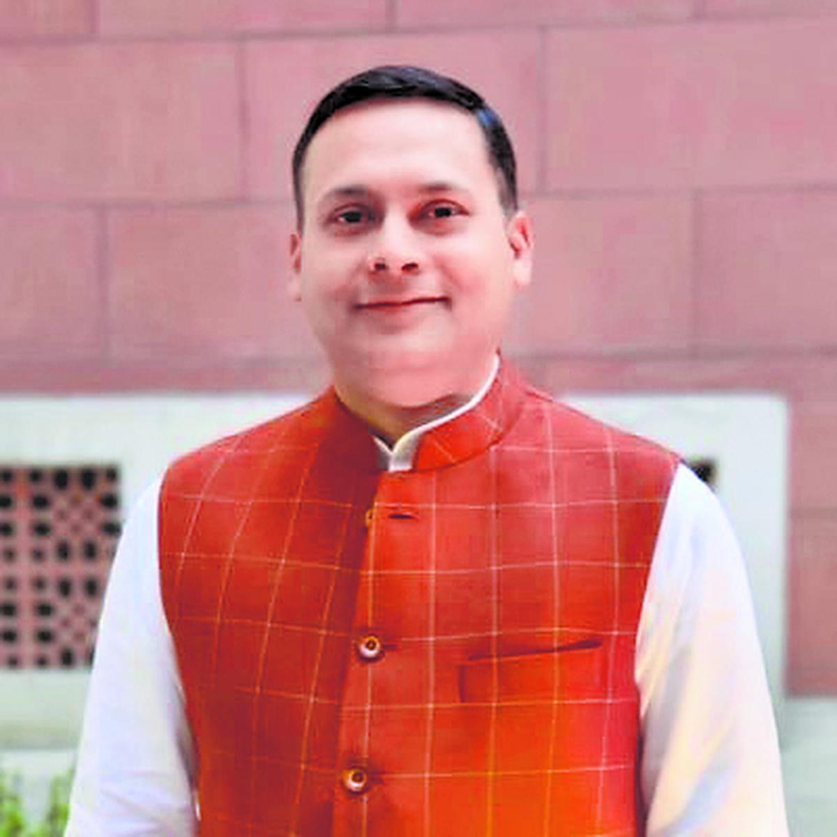 ‘नमाज अदा करने वाली जमीन वक्फ की हो जाए’, TMC सांसद का VIDEO, BJP ने ममता सरकार पर साधा निशाना