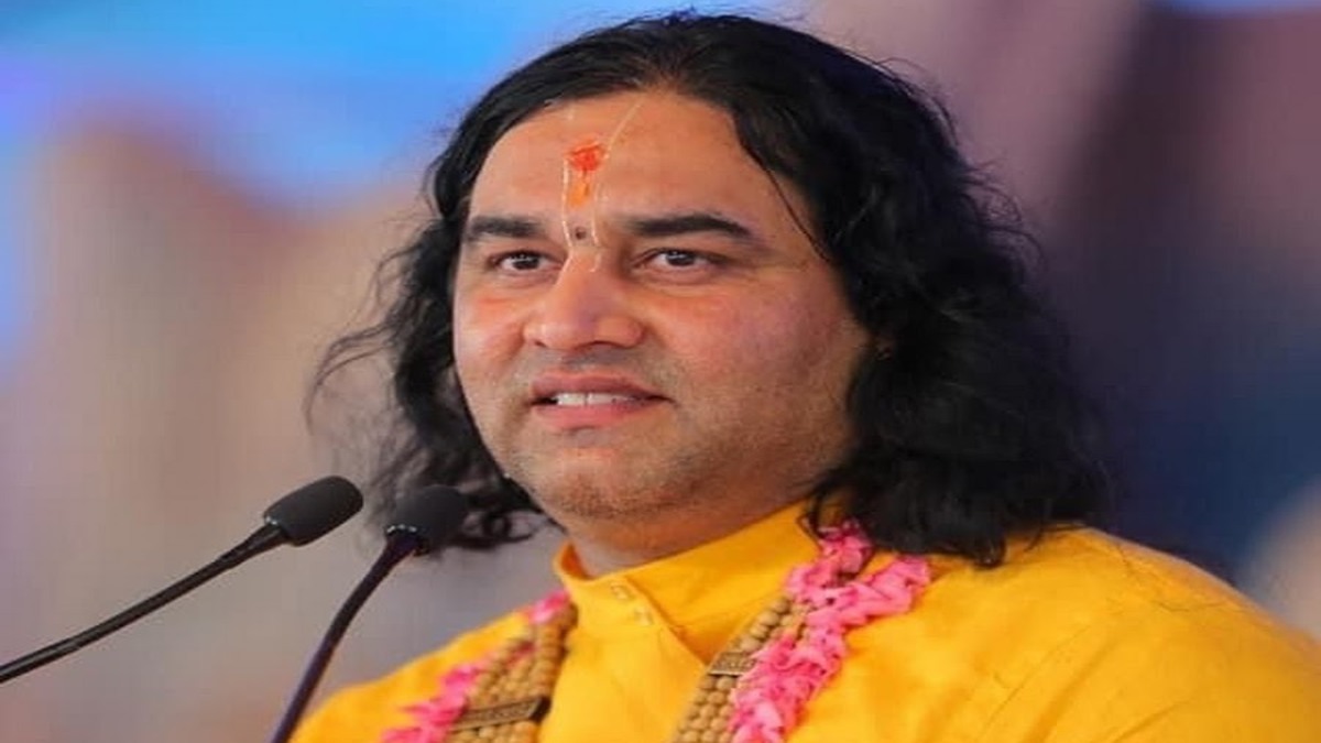 मंदिरों से सरकारी नियंत्रण हटना आवश्यक : देवकीनंदन ठाकुर ने दोहराई सनातन बोर्ड के गठन की मांग