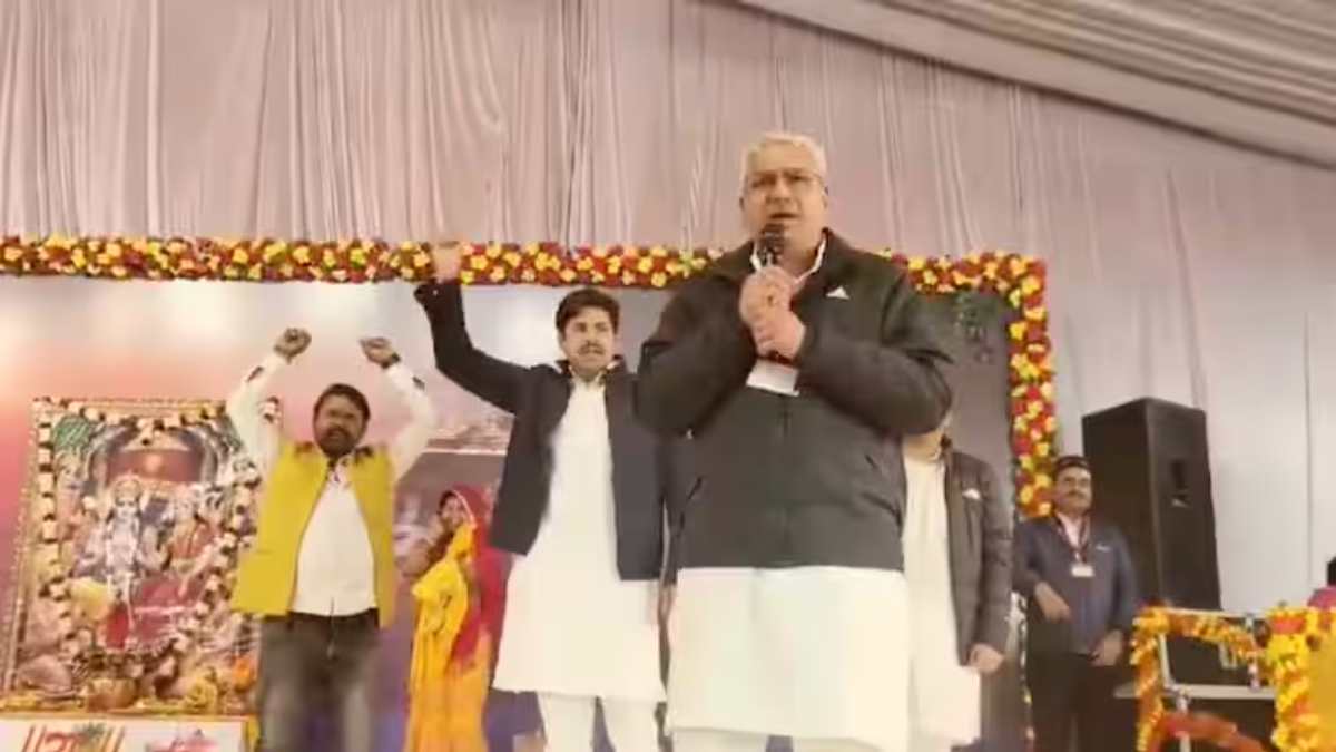 ‘हिंदुस्तान में रहना है तो’…योगी के मंत्री मयंकेश्वर शरण सिंह का विवादित बयान, जानिए BJP नेता ने ऐसा क्या कह दिया?