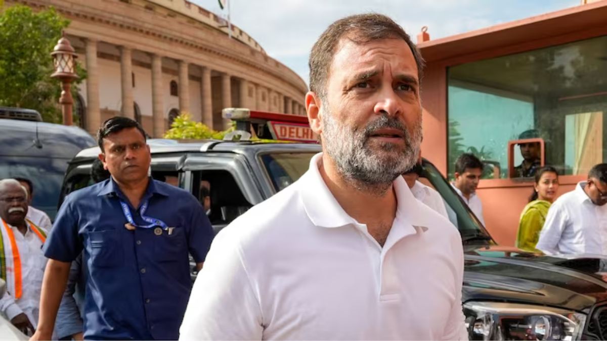 आसान नहीं संभल का रास्ता! कल Sambhal जाएंगे नेता प्रतिपक्ष राहुल गांधी, DM ने रोकने के लिए कर ली है ये तैयारी…