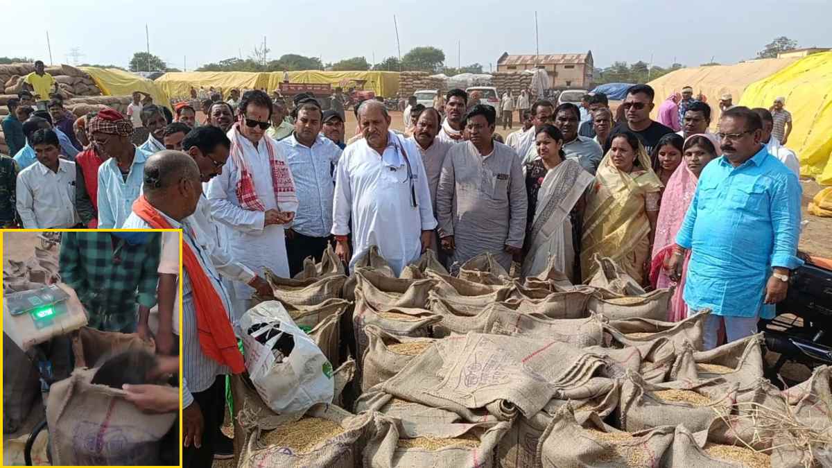 धान खरीदी केंद्र में किसानों से धोखा, प्रति बोरी 2-3 किलो अतिरिक्त तौलने का मामला उजागर, कांग्रेस प्रतिनिधिमंडल ने उग्र आंदोलन की दी चेतावनी