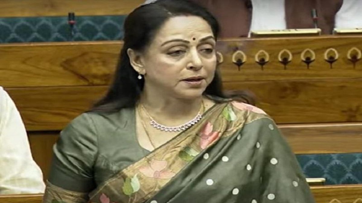 ‘मैं स्वयं कृष्ण भक्त हूं और इस्कॉन की अनुयायी हूं… चिन्मय कृष्णदास की गिरफ्तारी पर बोलीं हेमा मालिनी, कहा- ये कूटनीति का नहीं हमारी भावना से जुड़ा मामला