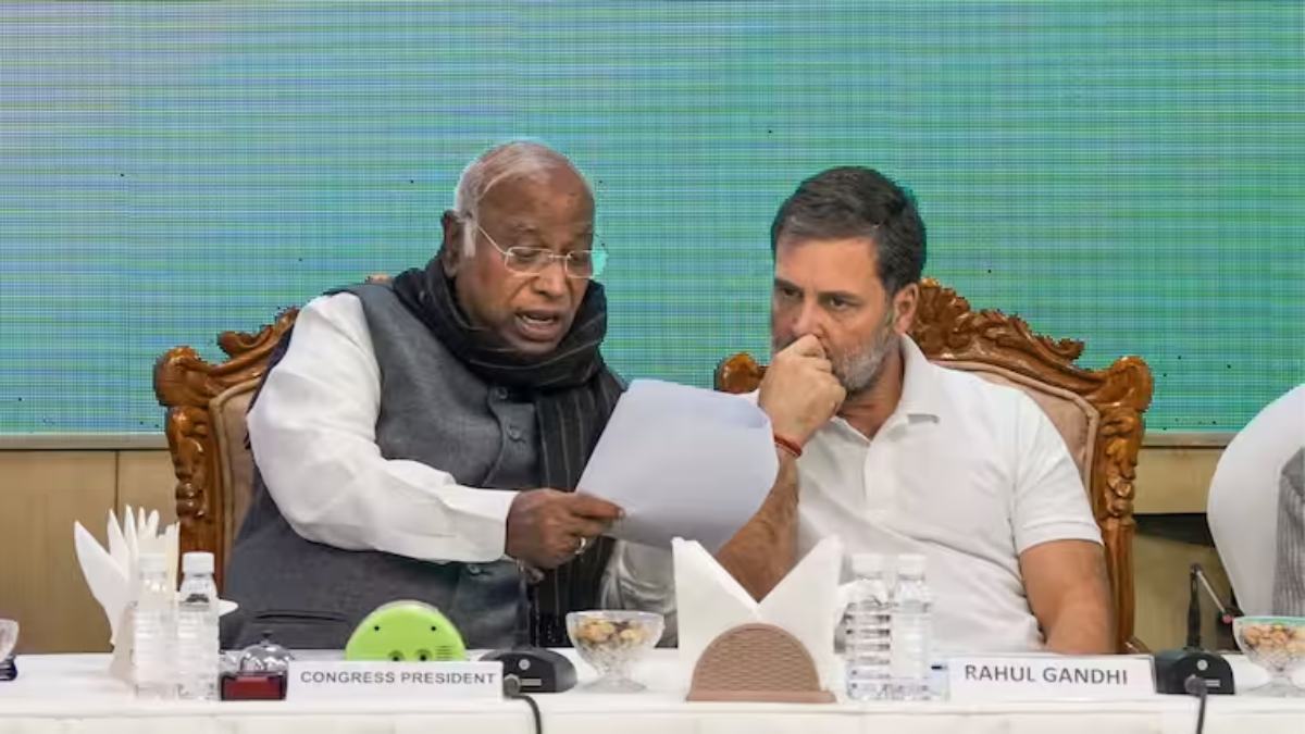 Congress: कांग्रेस में बड़े बदलाव की सुगबुगाहट, स्थापना दिवस से पहले देश कई राज्यों के संगठन में होगा बड़ा फेरबदल