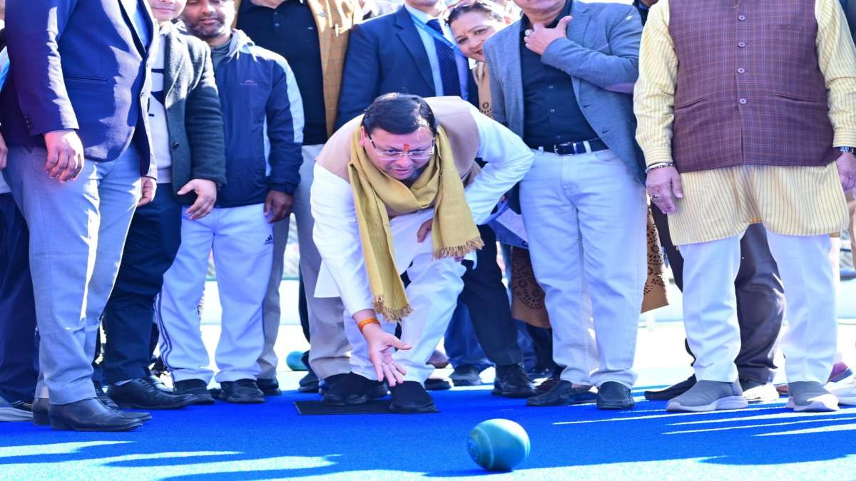 …जब सीएम ने खेला लॉन बॉल, निरीक्षण करने पहुंचे थे मुख्यमंत्री धामी, आगामी 38वें राष्ट्रीय खेलों के लिए प्लेयर्स को दी शुभकामनाएं