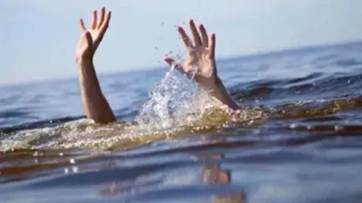 तीन तलाक का खौफनाक अंजामः 11 महीने की बेटी को कमर में बांधकर नदी में कूदी महिला, फिर…