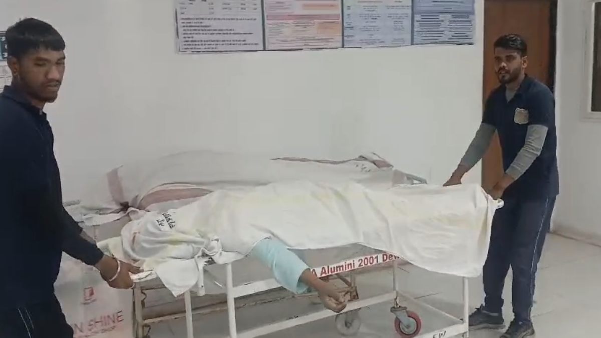 ROAD ACCIDENT: दो बाइकों की आमने-सामने भिड़ंत, हादसे में दंपति की मौत, 1 गंभीर घायल