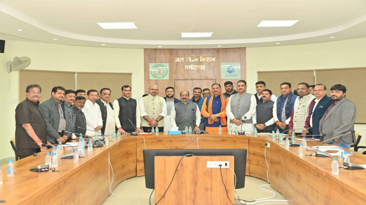 राइस मिलर्स की हड़ताल समाप्त : सरकार और राइस मिलर्स के बीच बनी सहमति, उप मुख्यमंत्री अरुण साव के साथ बैठक के बाद धान का उठाव करने की घोषणा