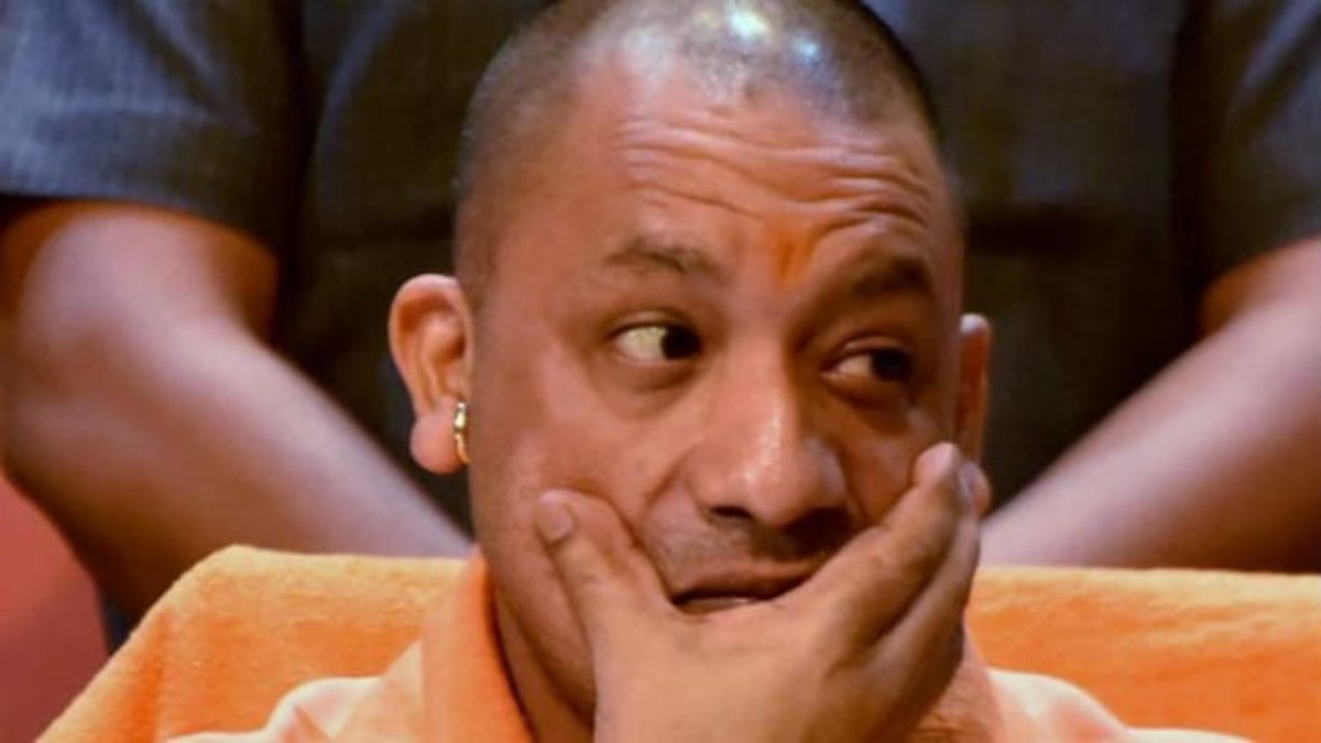 जाएगी CM योगी की कुर्सी! ‘बाबा’ के खिलाफ हाईकोर्ट में याचिका दायर, लगा है ये गंभीर आरोप…