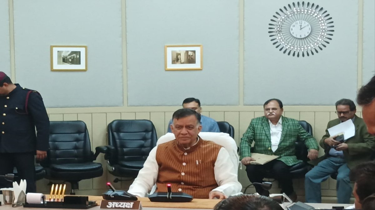 विधायक जो भी सदन में करते हैं उसे जनता देखती है और जवाब मांगती है… स्पीकर ने क्यों कही ये बात?